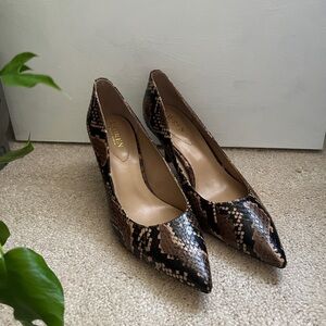 Lauren Ralph Lauren Snake Skin Heels Size 10B